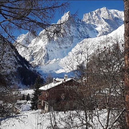 Chalet Monte Bianco Курмайор Екстер'єр фото