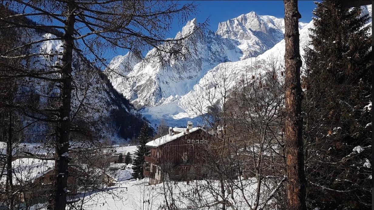 Chalet Monte Bianco Курмайор Екстер'єр фото